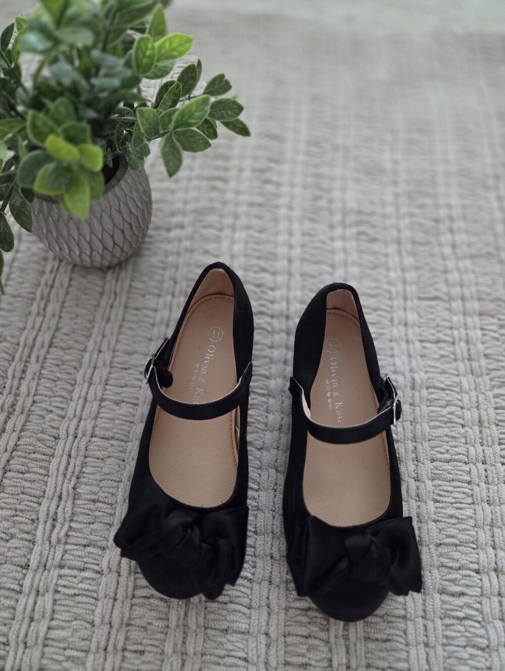 Girls Black Mary Jane Flats with Bow -
